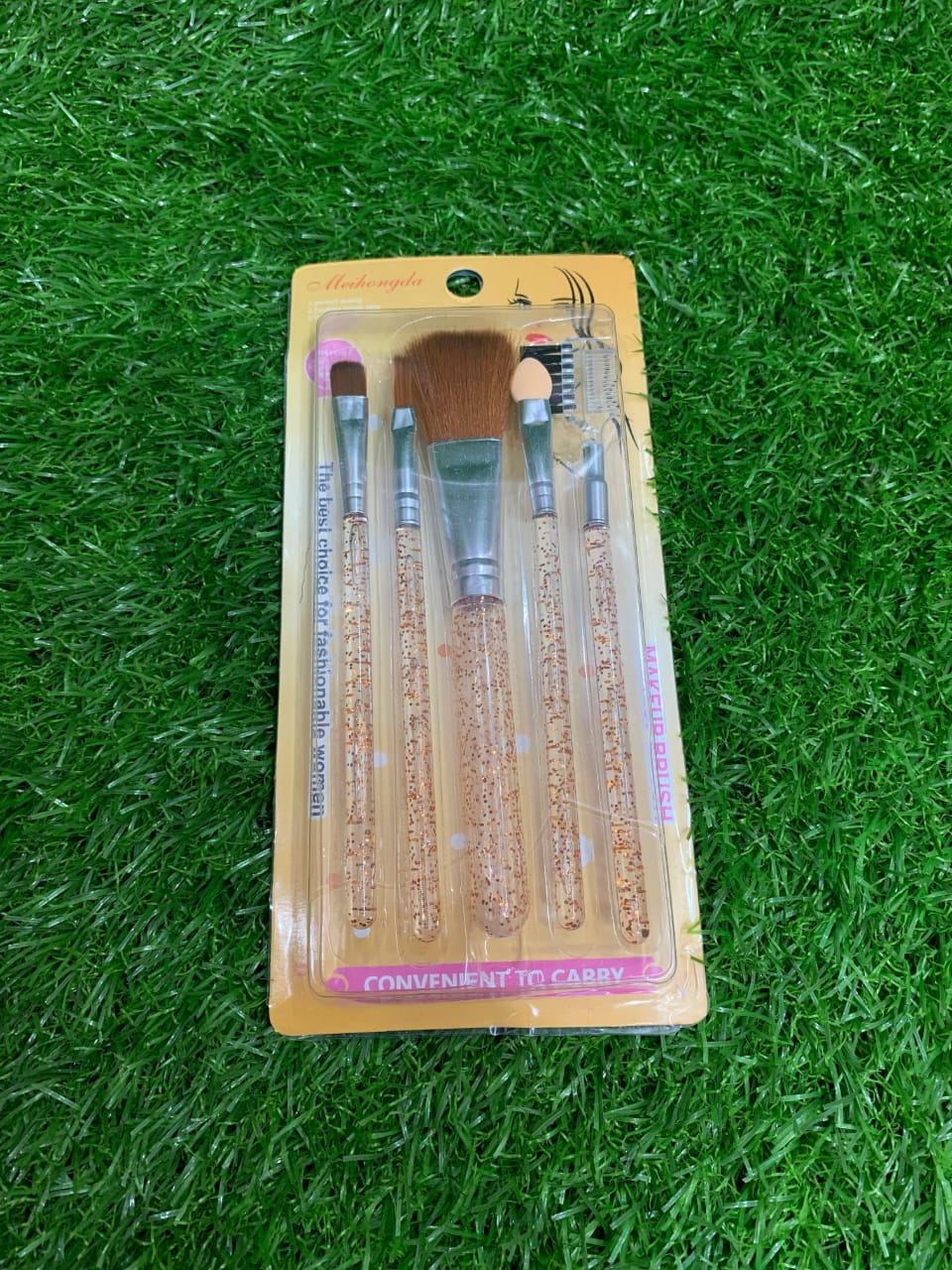 Pack of 10 Ultimate Beauty Essentials Bundle | Full Makeup Collection Kit | Foundation β’ Eyeshadow β’ Lipsticks β’ Mascara β’ Sponges β’ Brushes & More ππ¨