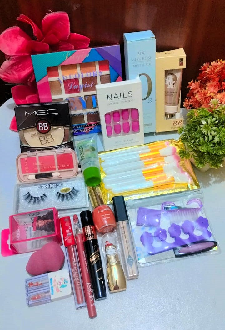 All in One Brand New Makeup Bundle Package | 18 Makeup Products In Discounted Price