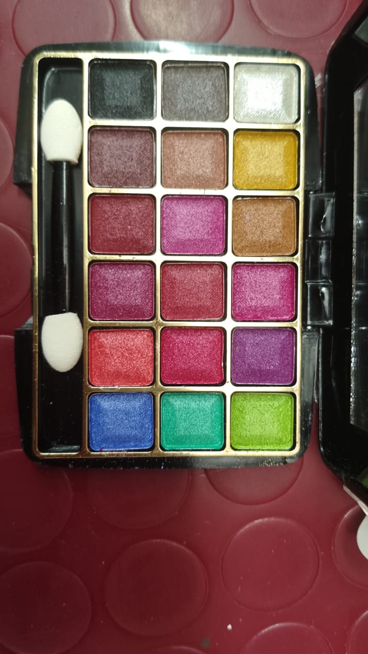 All in One Premium Makeup Collection – Lipstick, Eyeshadow Palette, Makeup Brushes, Beauty Blender Sponges, BB Cream, Mascara, Makeup Fixer & Full Glam Lip Gloss | Best Quality Affordable Makeup